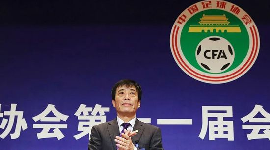 两对情侣的热点